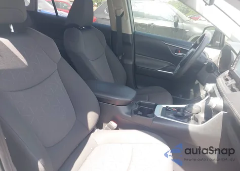 2019 Toyota Rav4 Xle from USA, damaged, VIN JTMW1RFV5KD029097
